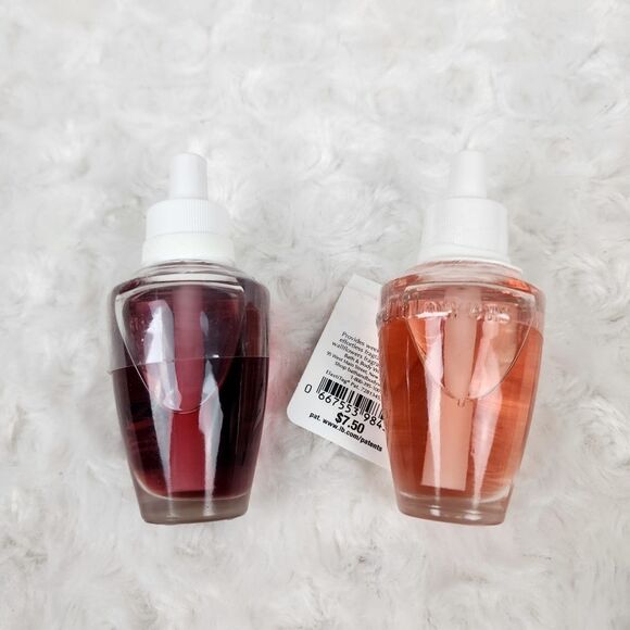 Bath & Body Works Wallflowers Set of 2 - Picture 3 of 4